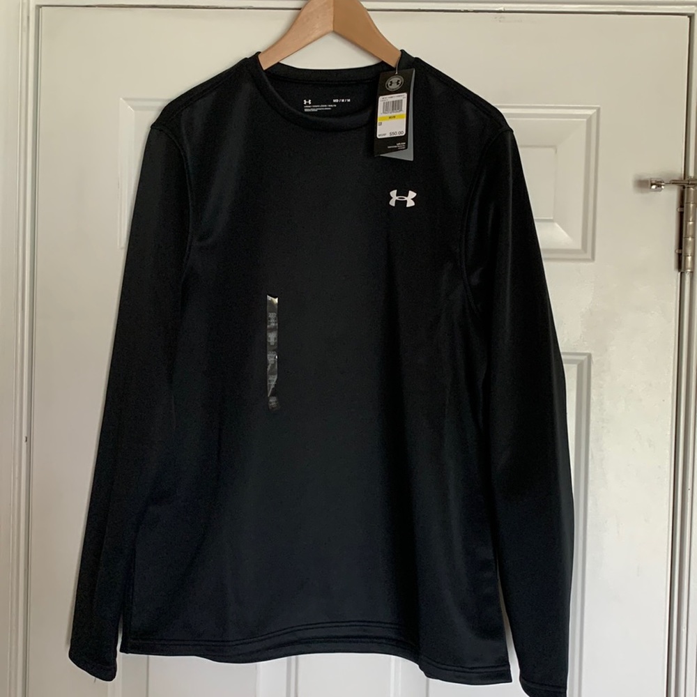 Under Armour. Black, long sleeved. Loose.